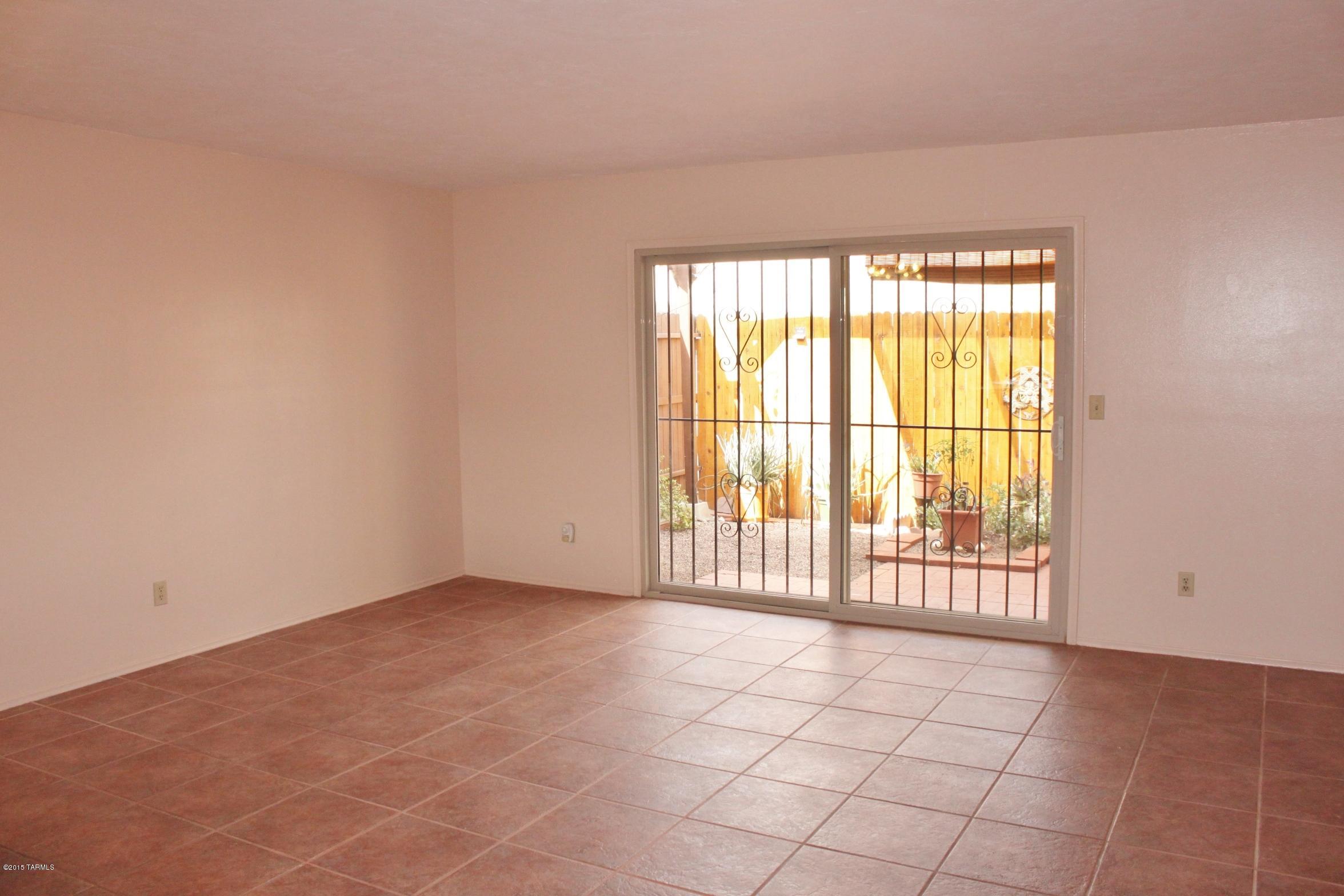 910 South Pantano Road Tucson, AZ 85710 - Photo 8 of 20 Gallery Image 8