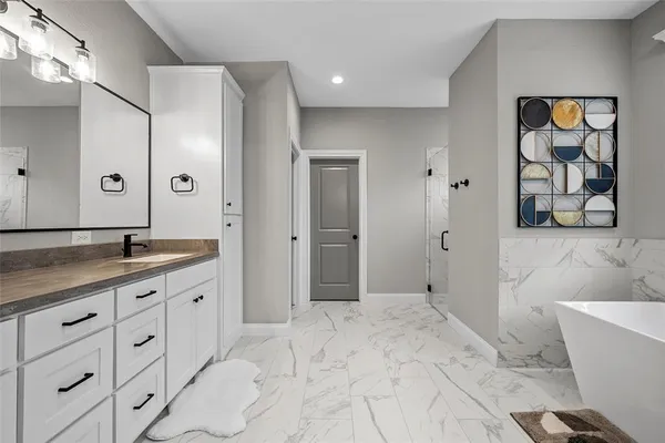 $399,900 | 5525 Black Horse Court, Waco, TX 76708