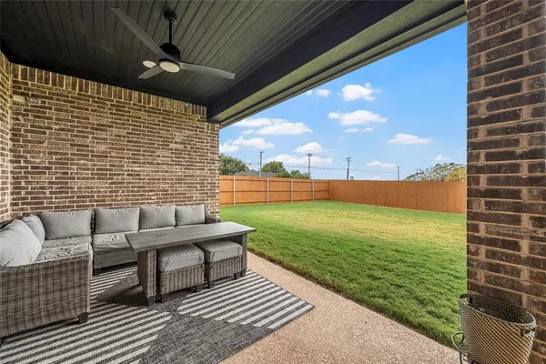 $399,900 | 5525 Black Horse Court, Waco, TX 76708