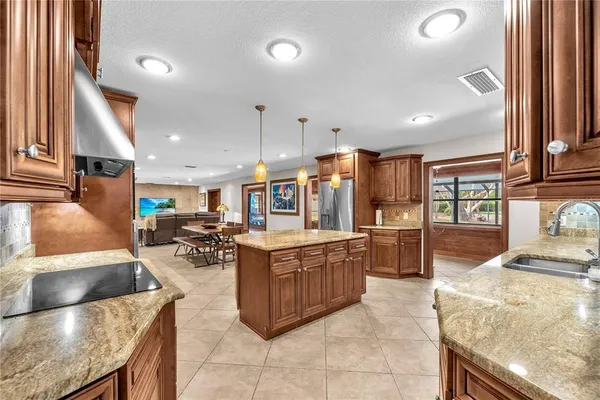 $735,000 | 11209 Donneymoor Drive, Riverview, FL 33569