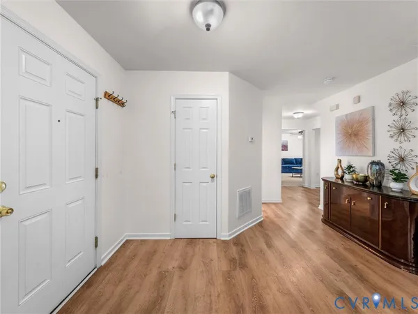 $439,950 | 13207 Abbeydale Drive, Chester, VA 23831
