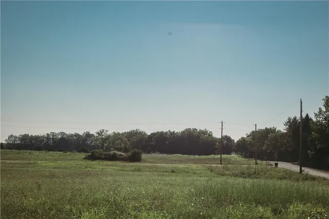 $59,000 | 809 Southeast 600th Road, Knob Noster, MO 65336