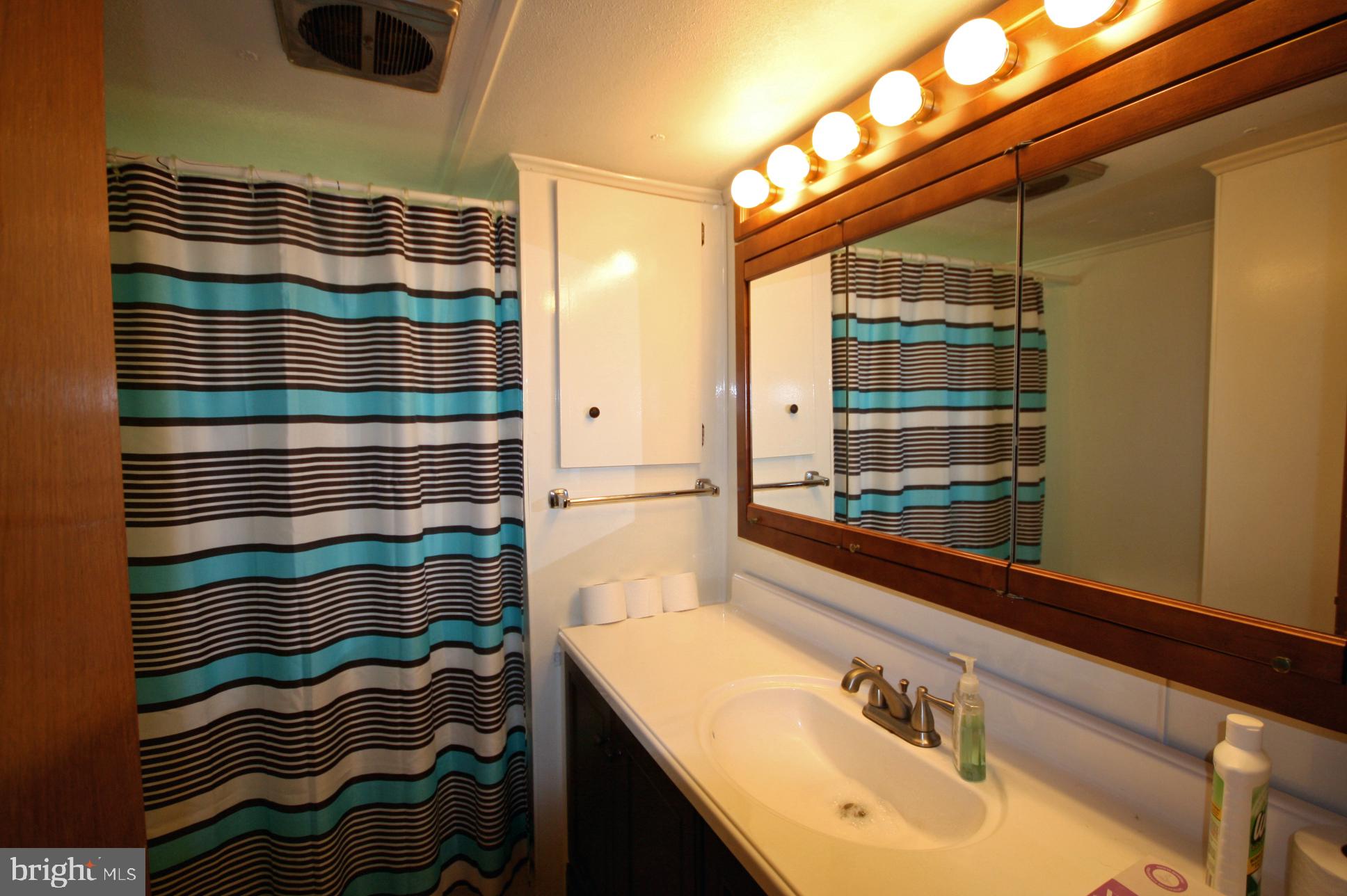 1144 Cemetery Road Friendsville, MD 21531 - Photo 21 of 29