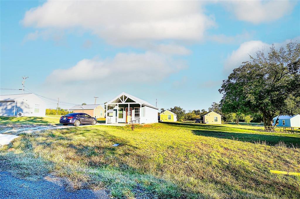 204 West Riley Street Bowie, TX 76230 - Photo 16 of 19