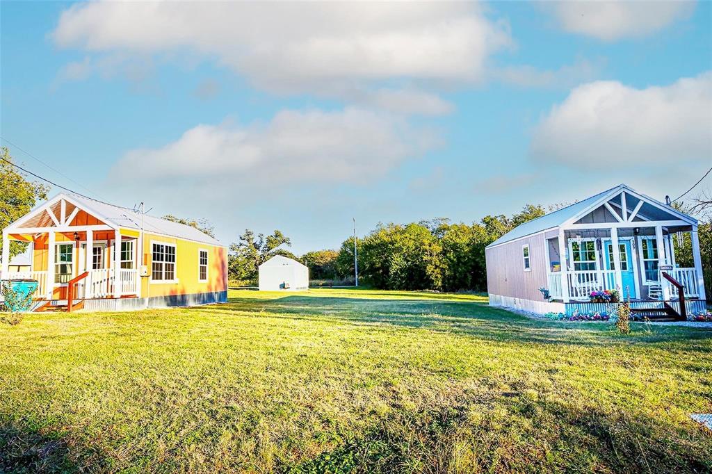 204 West Riley Street Bowie, TX 76230 - Photo 17 of 19