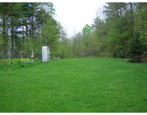 11 Gay Road Brookfield, MA 01506 - Photo 2 of 3