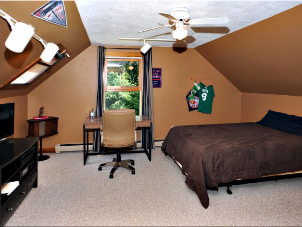 19 Bartlett Road Hampstead, NH 03841 - Photo 24 of 36 Gallery Image 24