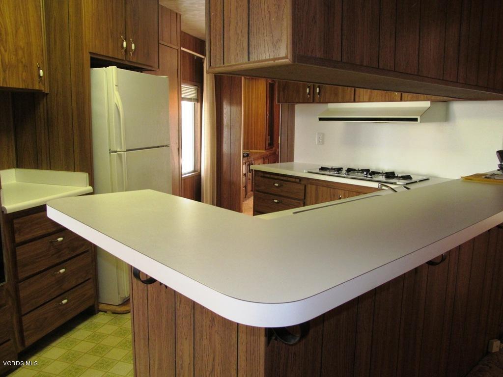 195 Tierra Rejada Road, Unit 109 Simi Valley, CA 93065 - Photo 14 of 44 IMG_5144
