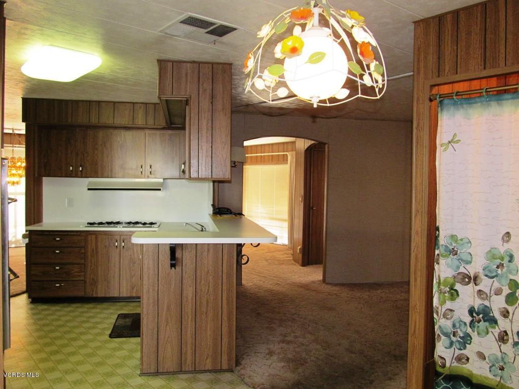 195 Tierra Rejada Road, Unit 109 Simi Valley, CA 93065 - Photo 17 of 44 IMG_5150