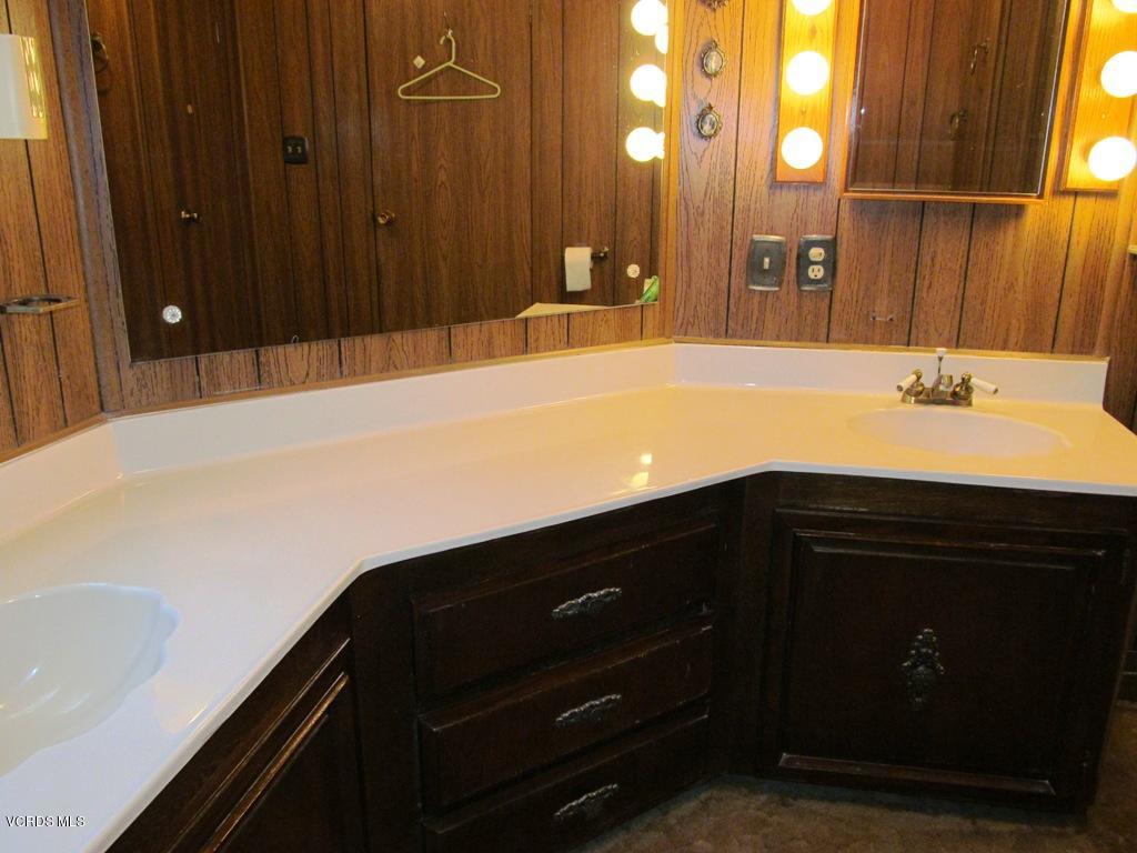 195 Tierra Rejada Road, Unit 109 Simi Valley, CA 93065 - Photo 34 of 44 IMG_5171