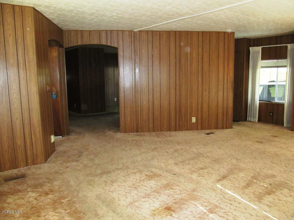 195 Tierra Rejada Road, Unit 109 Simi Valley, CA 93065 - Photo 9 of 44 IMG_5139