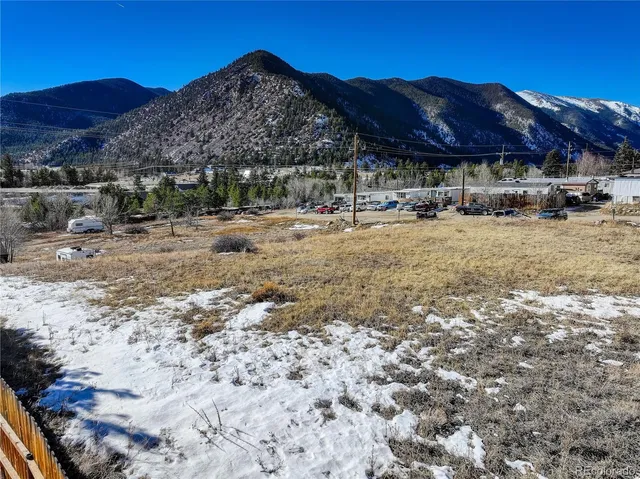 a view of outdoor space