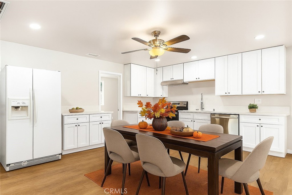 131 South Brandon Road Fallbrook, CA 92028 - Photo 1 of 39 Kitchen - Virtually staged