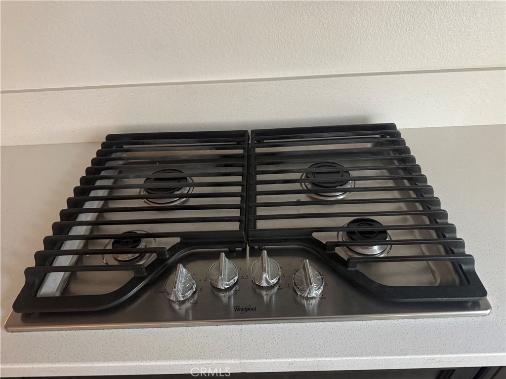 28582 Buttercup Way Moreno Valley, CA 92555 - Photo 17 of 55 a close view of a stove in the kitchen
