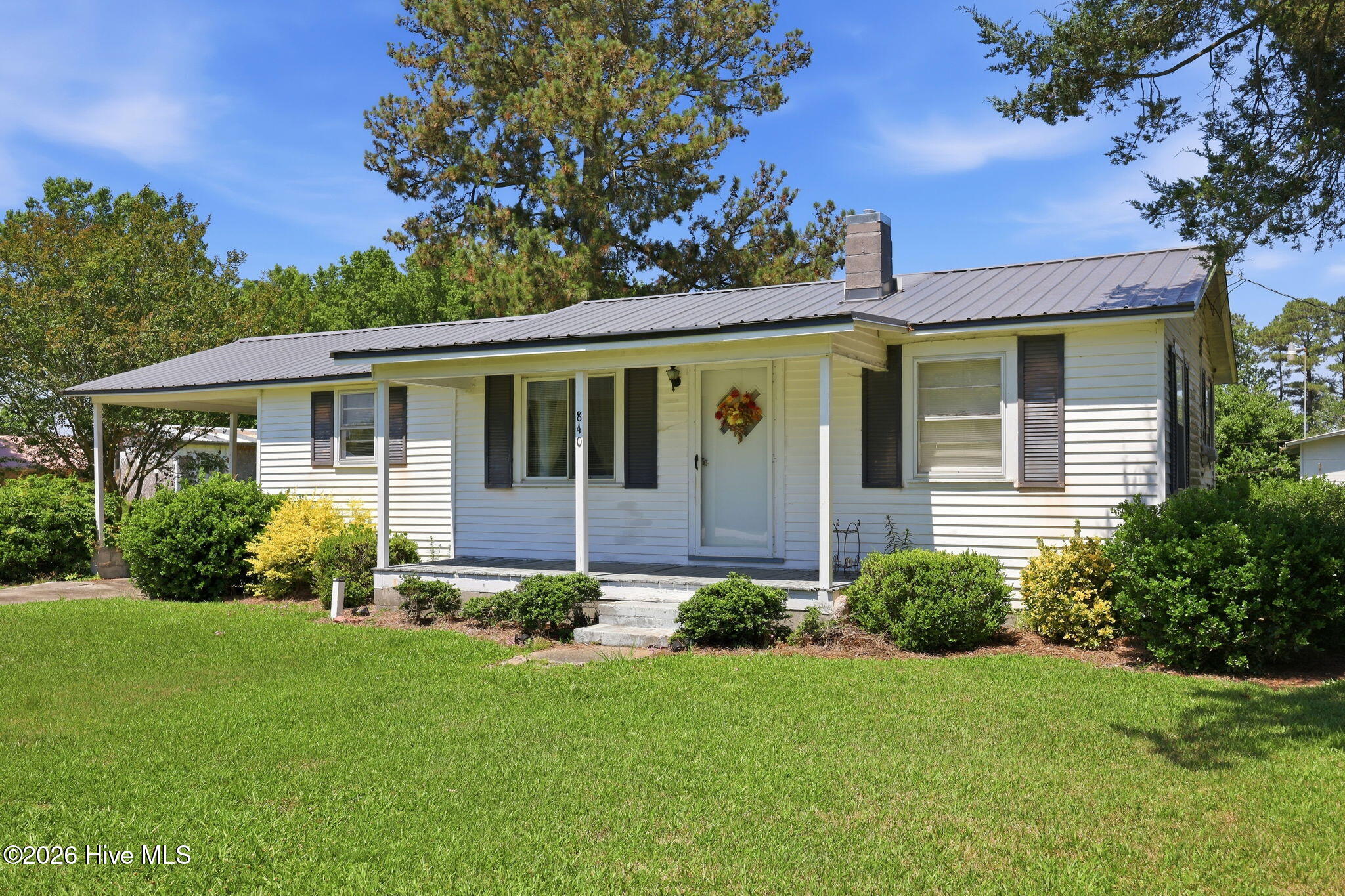 850 Smithtown Road Grimesland, NC 27837 - Photo 16 of 33 Front elevation