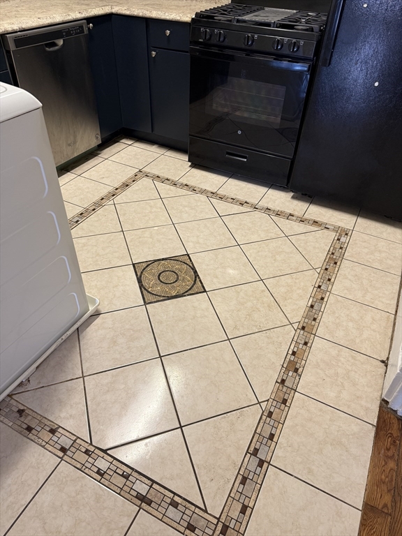 171 Dudley Street, Unit 2 Boston, MA 02119 - Photo 8 of 17
