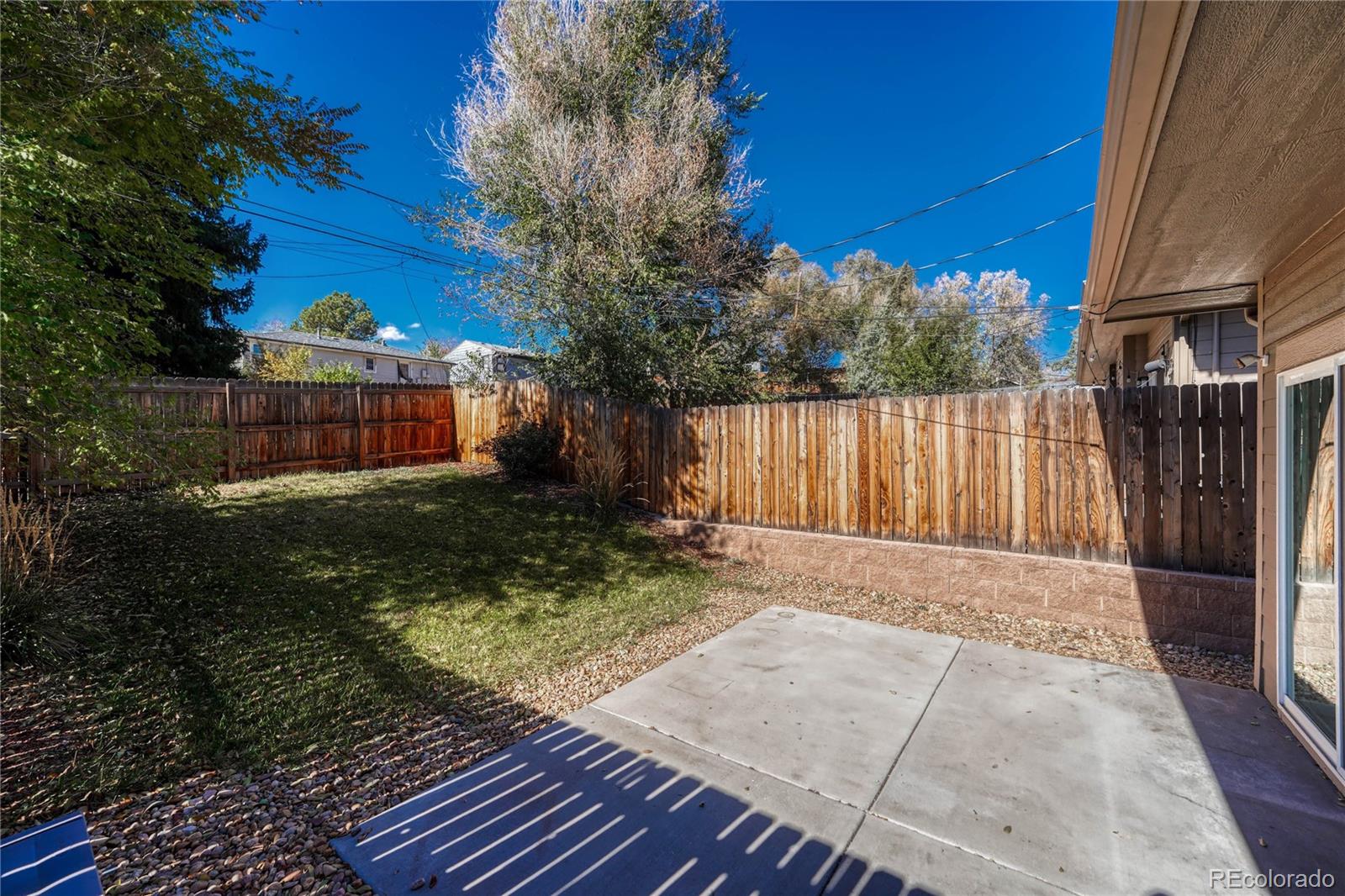 923 Raleigh Street Denver, CO 80204 - Photo 29 of 35 a view of a backyard with a small cabin