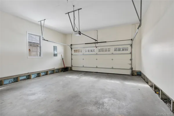 $550,000 | 6 Turnberry Court, Monroe, NY 10950