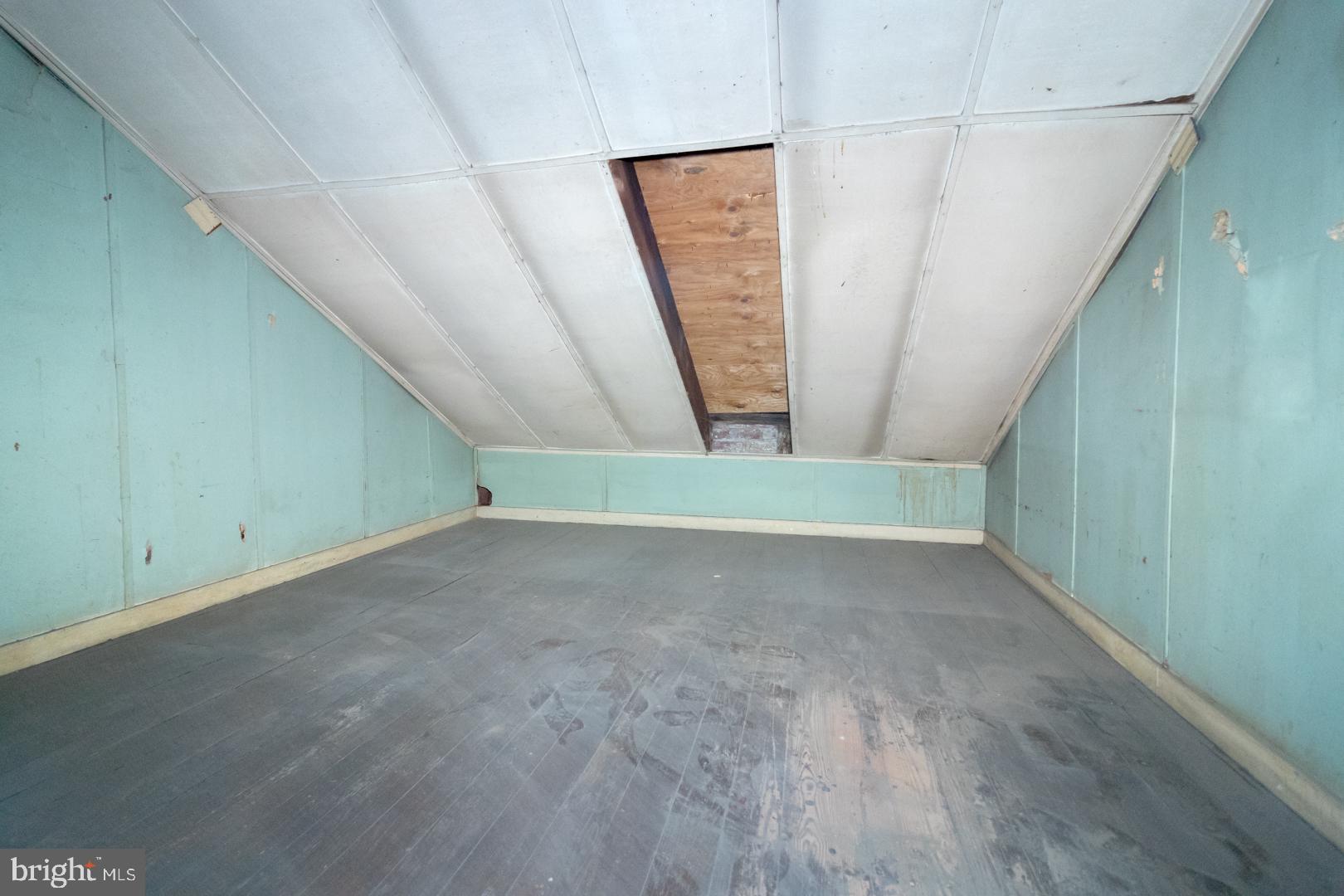 1611 Chestnut Avenue Trenton, NJ 08611 - Photo 11 of 19