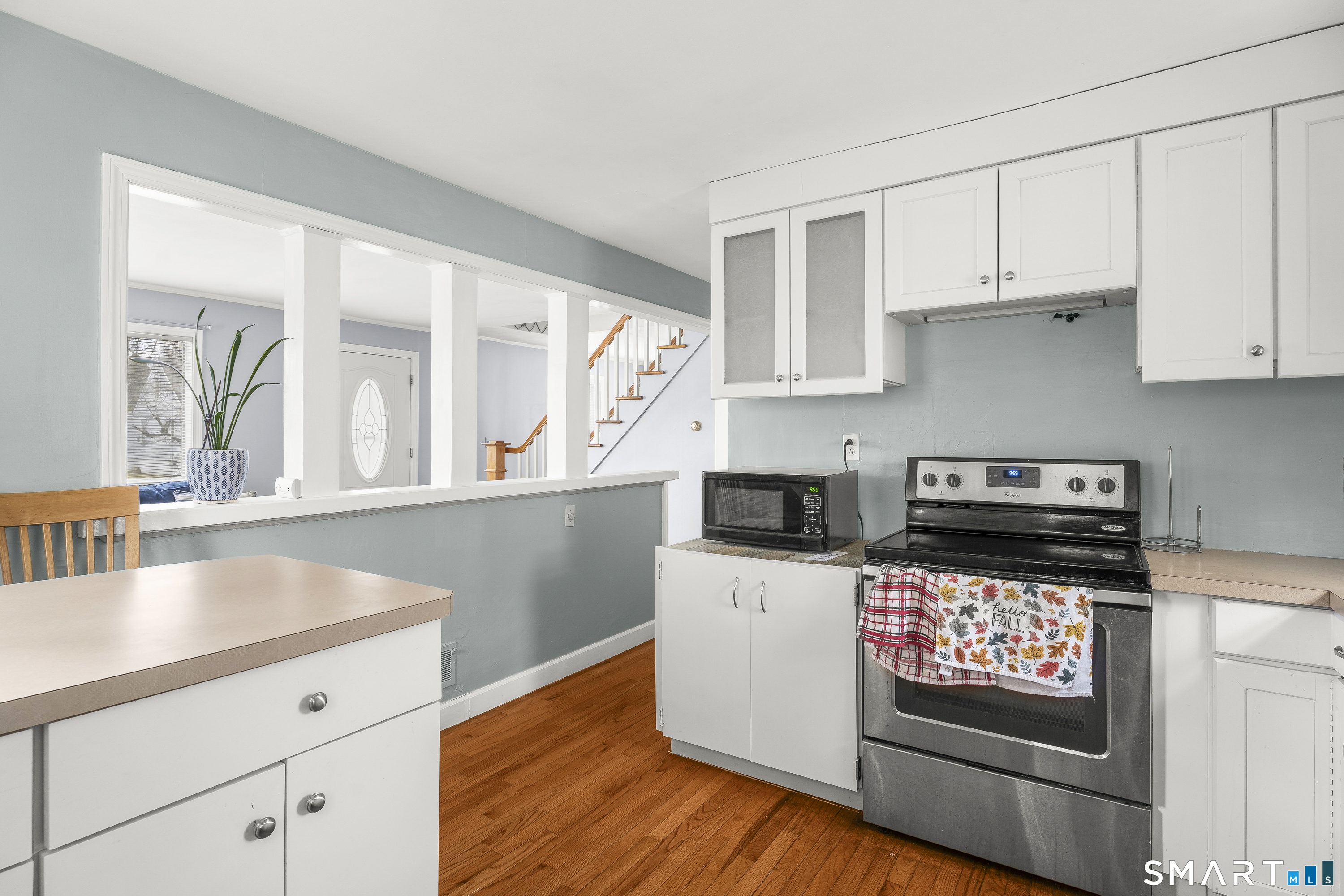 42 Westerleigh Road New Haven, CT 06515 - Photo 12 of 39