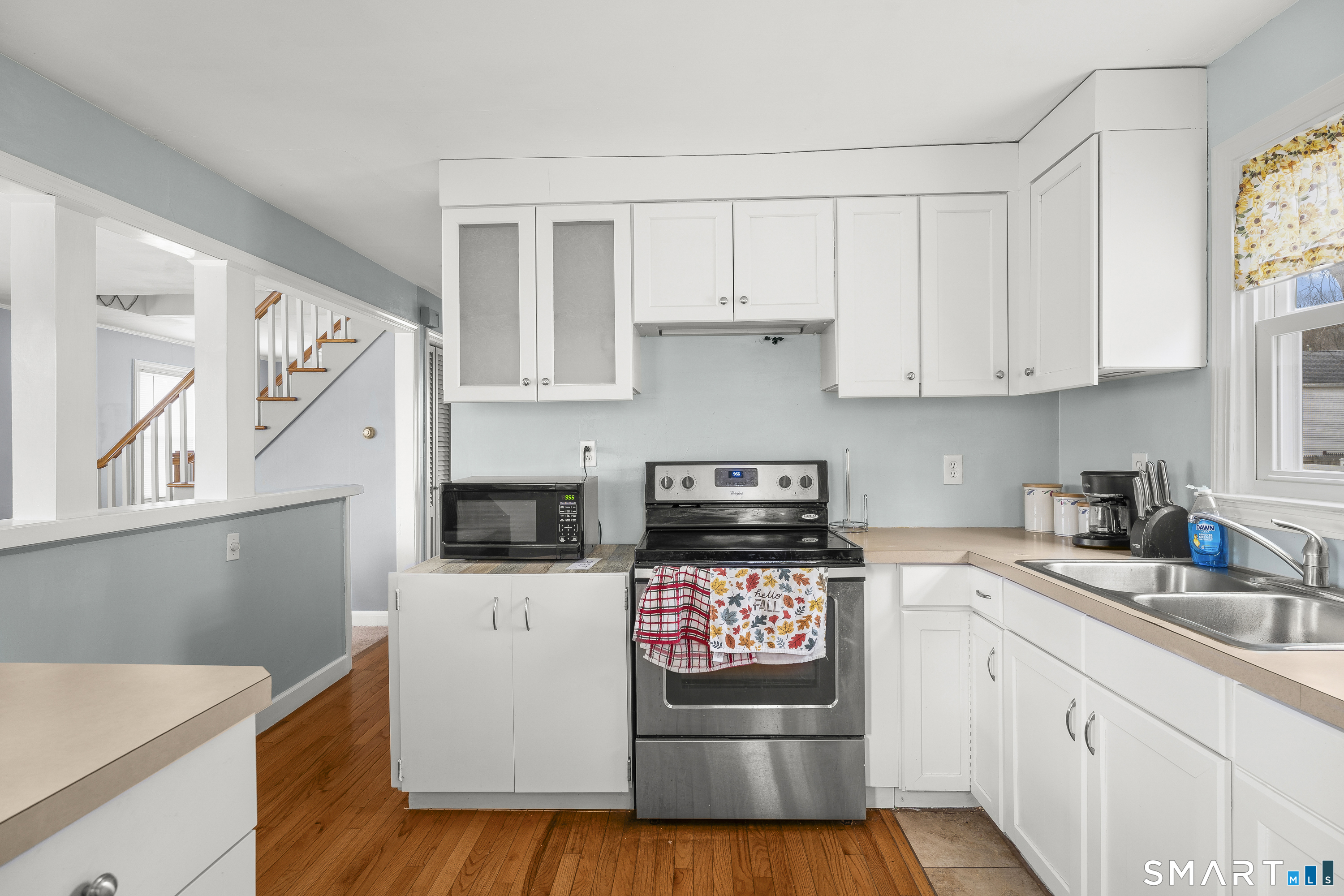 42 Westerleigh Road New Haven, CT 06515 - Photo 13 of 39