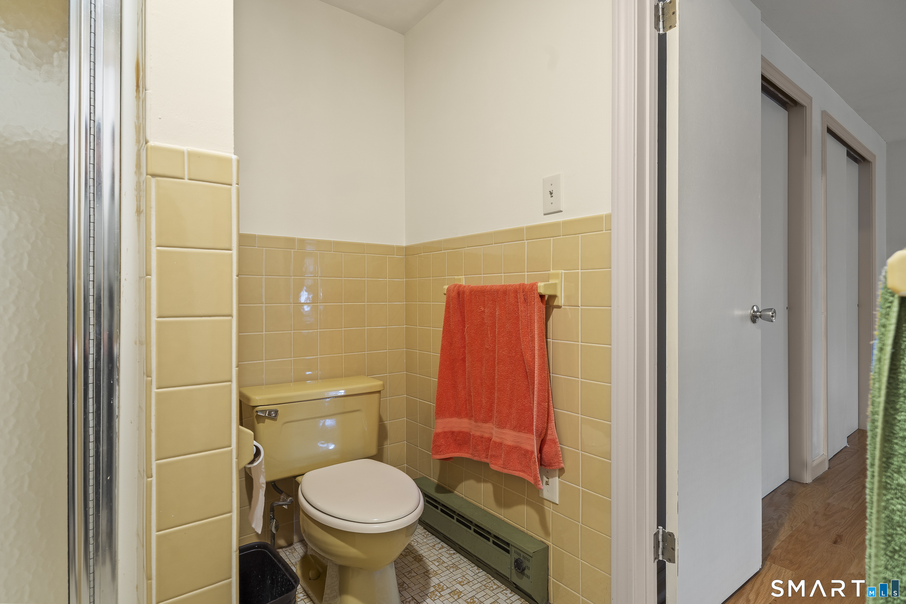 42 Westerleigh Road New Haven, CT 06515 - Photo 30 of 39