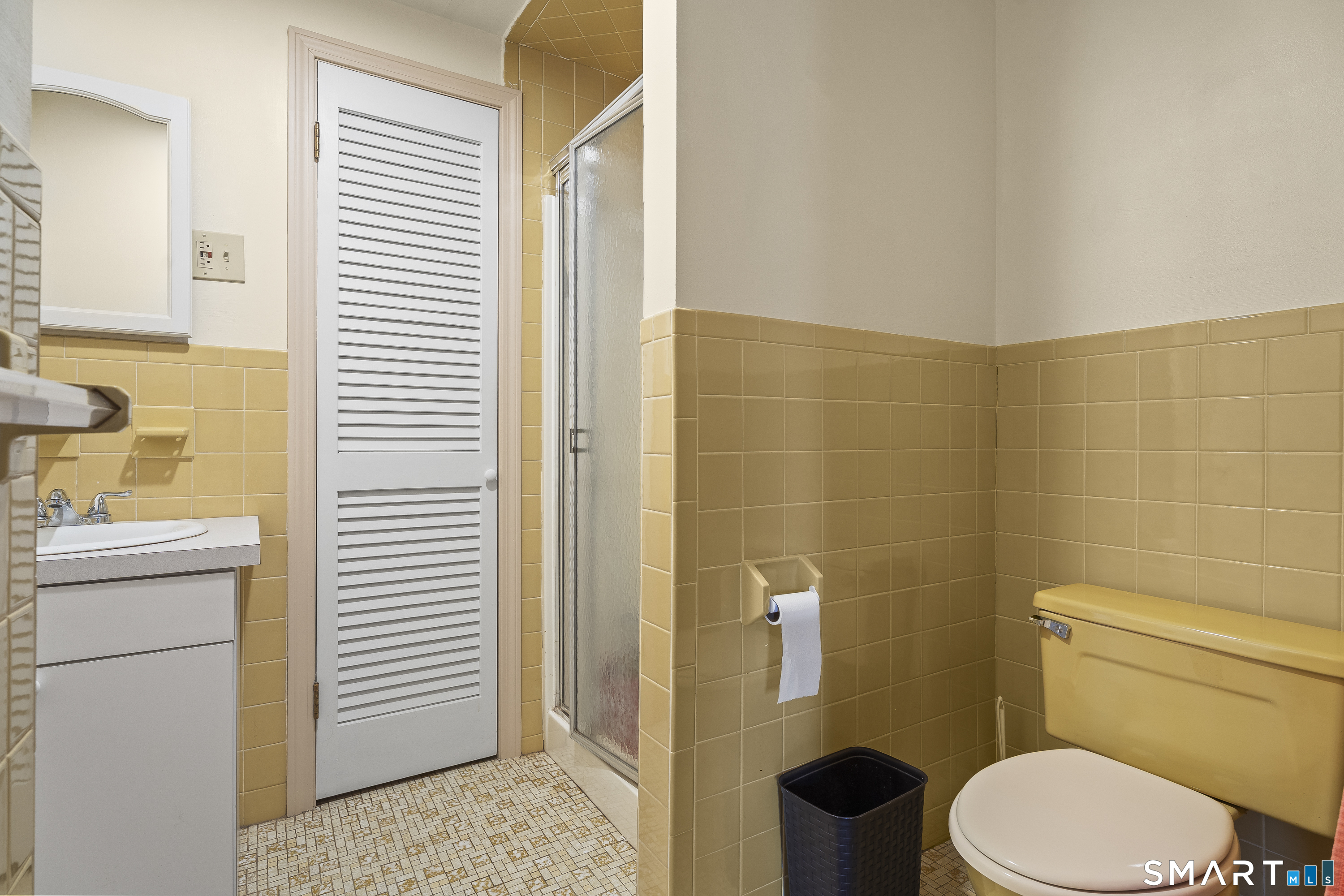 42 Westerleigh Road New Haven, CT 06515 - Photo 31 of 39