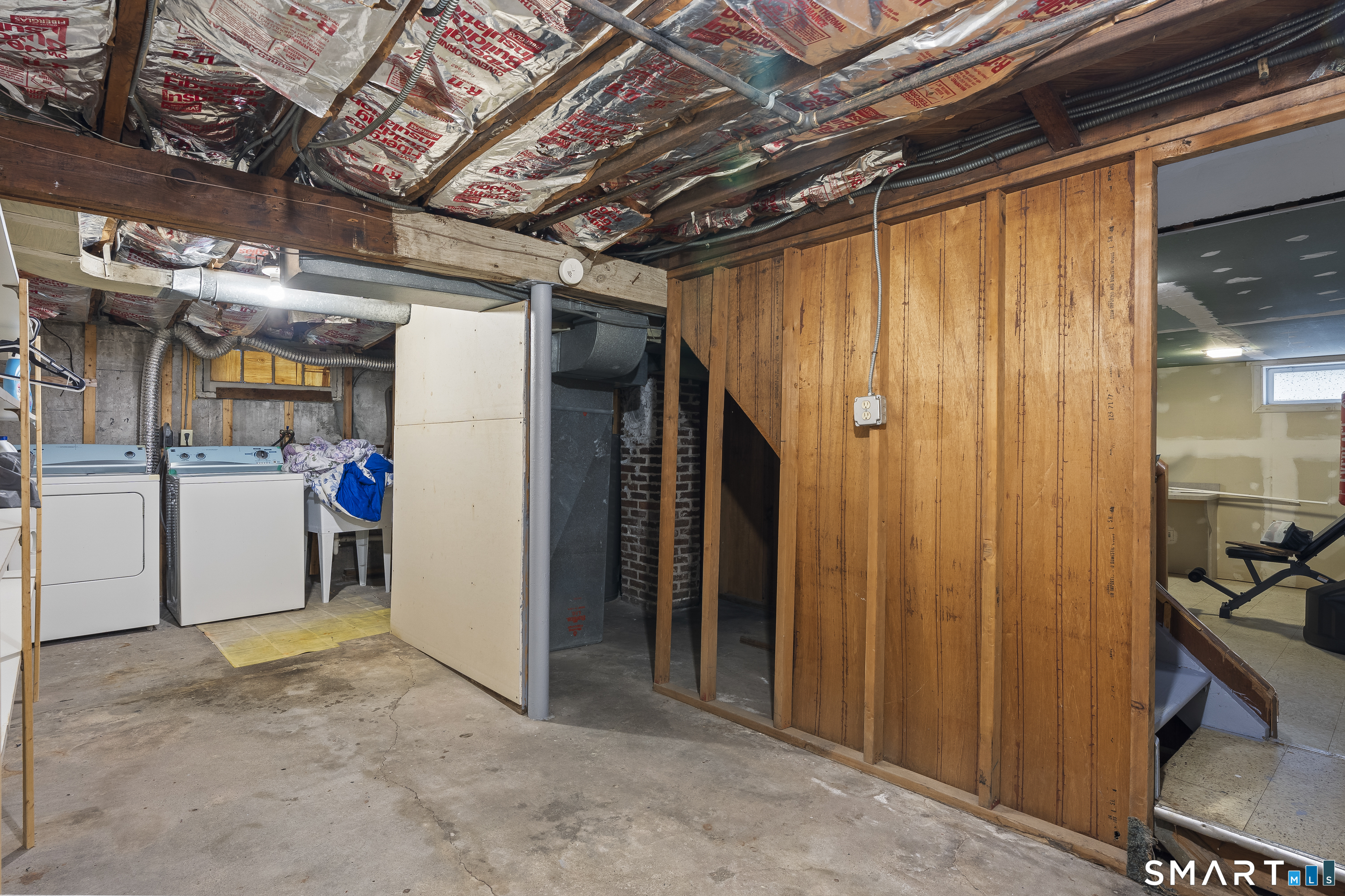 42 Westerleigh Road New Haven, CT 06515 - Photo 36 of 39