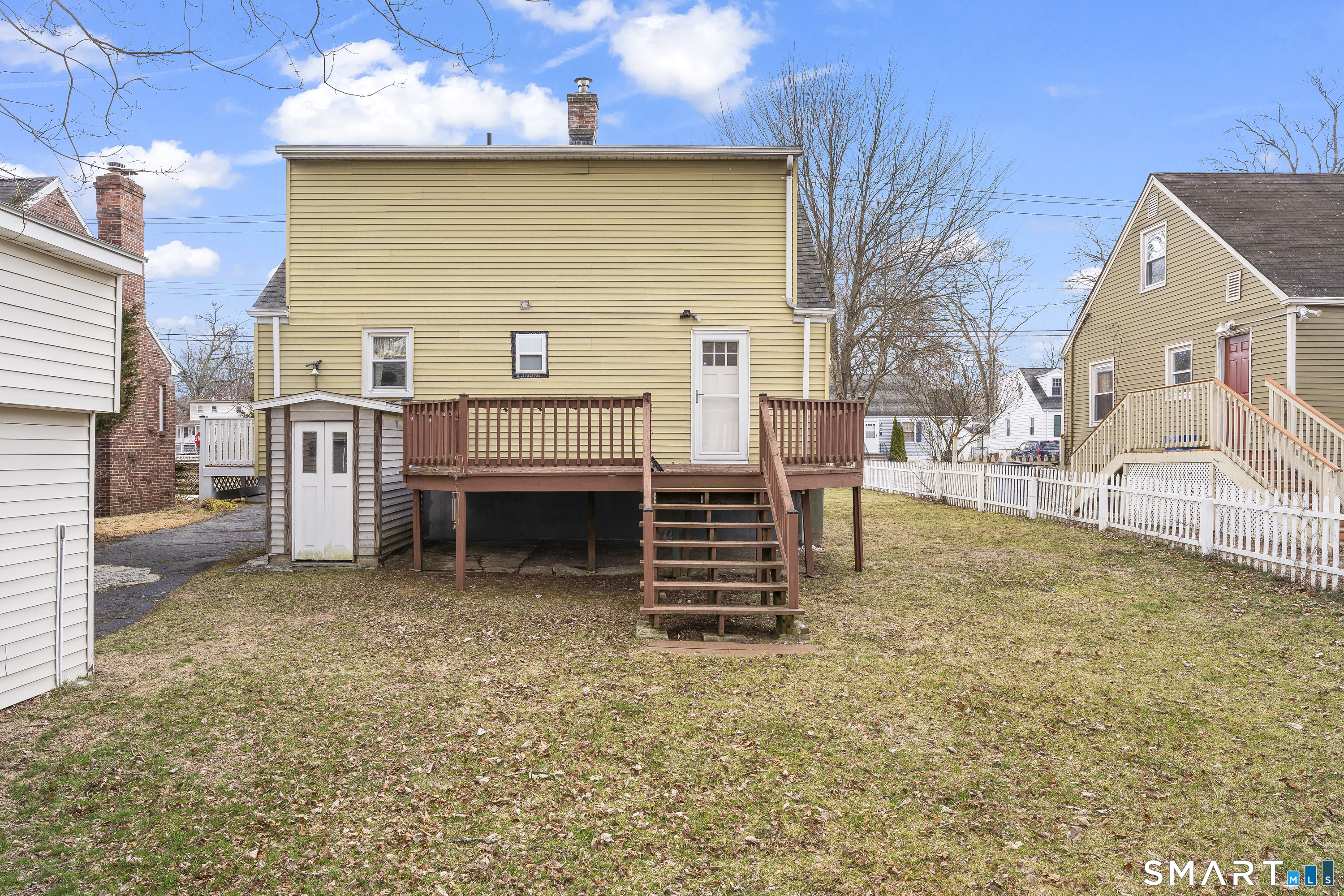 42 Westerleigh Road New Haven, CT 06515 - Photo 4 of 39