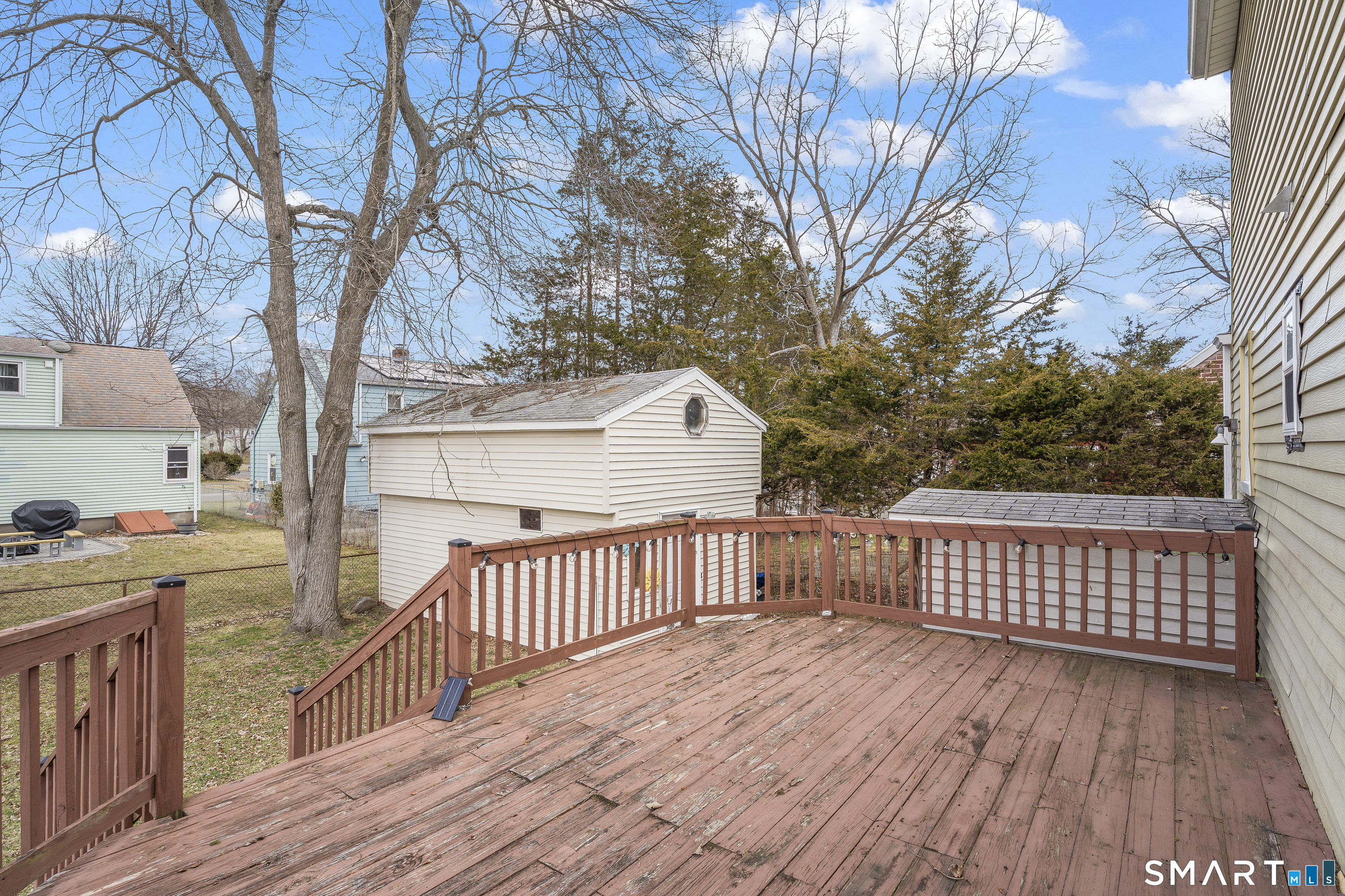 42 Westerleigh Road New Haven, CT 06515 - Photo 6 of 39