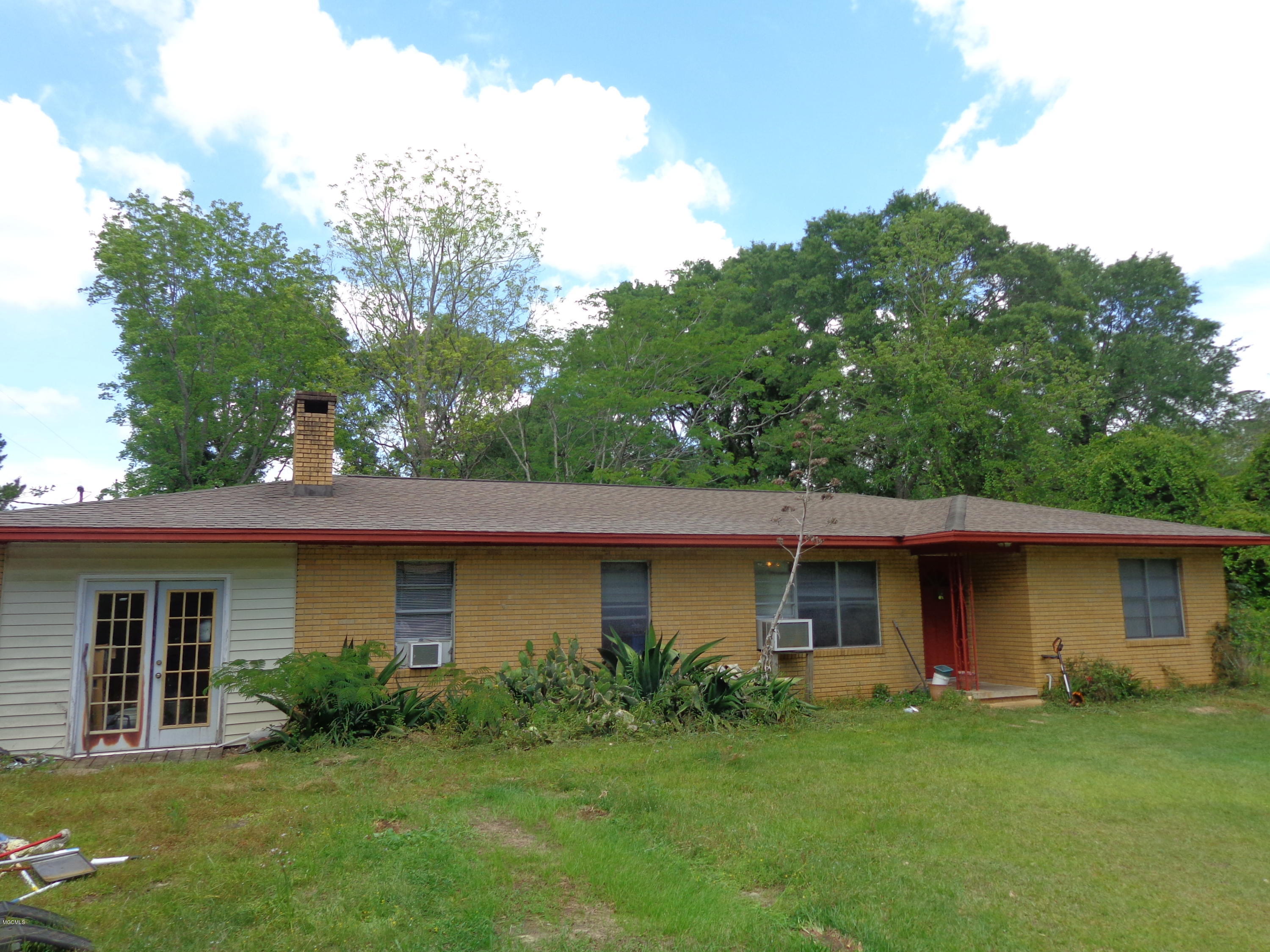 23112 Owen Ladner Road Saucier, MS 39574 - Photo 2 of 17 004
