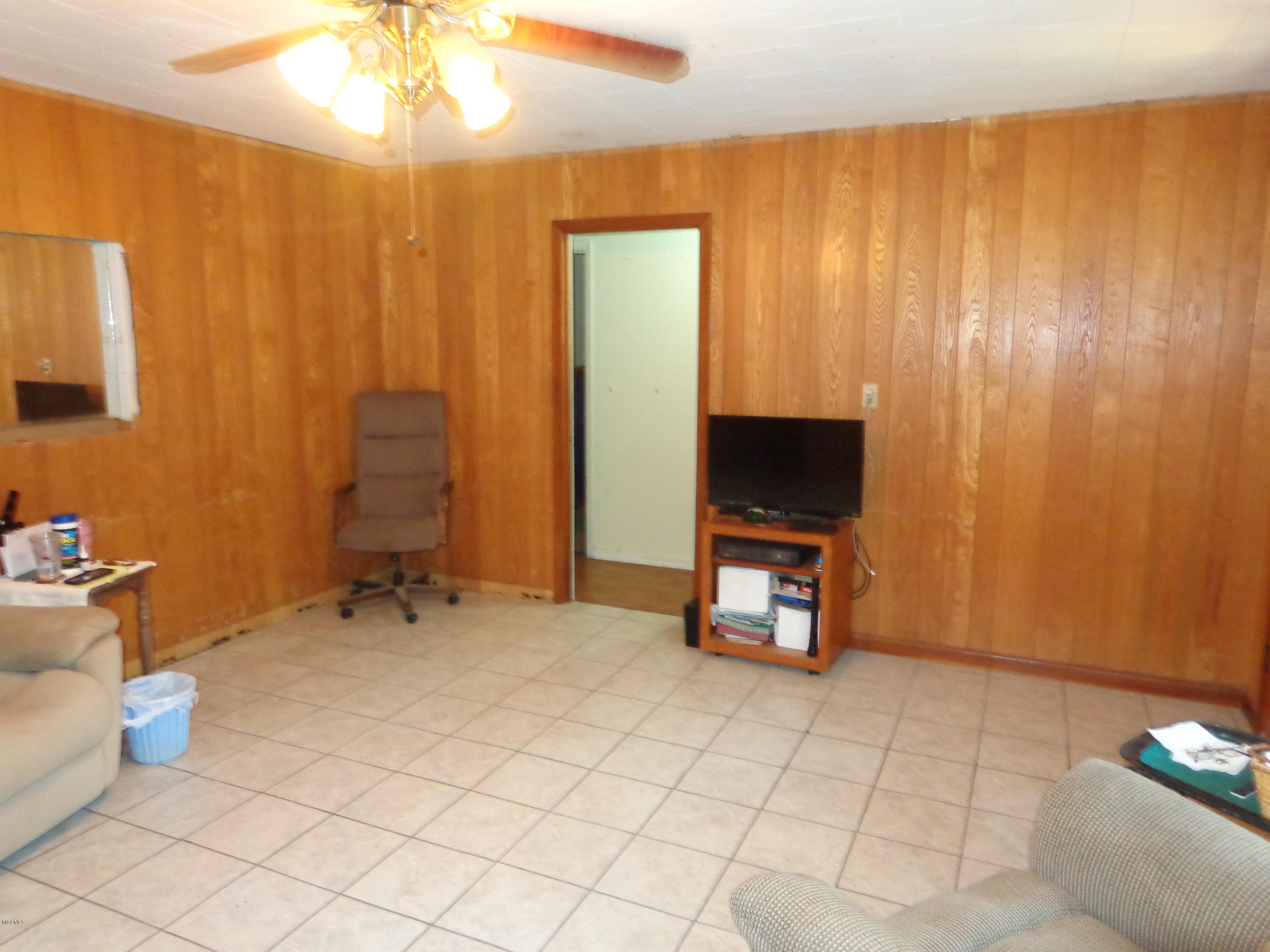 23112 Owen Ladner Road Saucier, MS 39574 - Photo 6 of 17 032