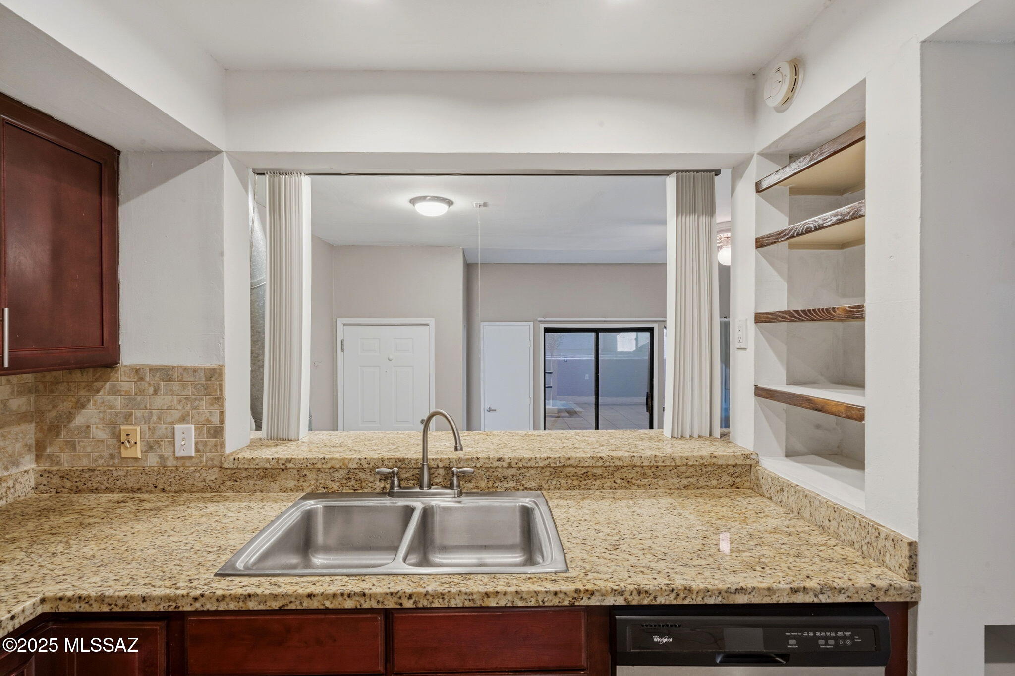2744 North Country Club Road, Unit 106 Tucson, AZ 85716 - Photo 4 of 34
