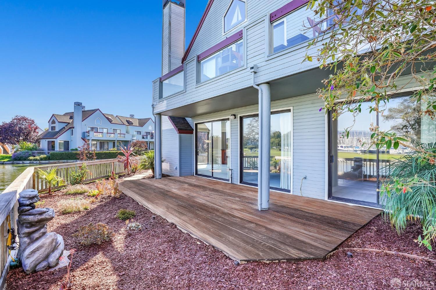 25 Regulus Court Alameda, CA 94501 - Photo 10 of 73