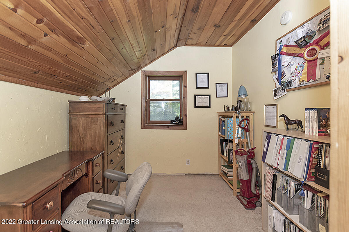 2217 Hamilton Road Okemos, MI 48864 - Photo 22 of 30 22