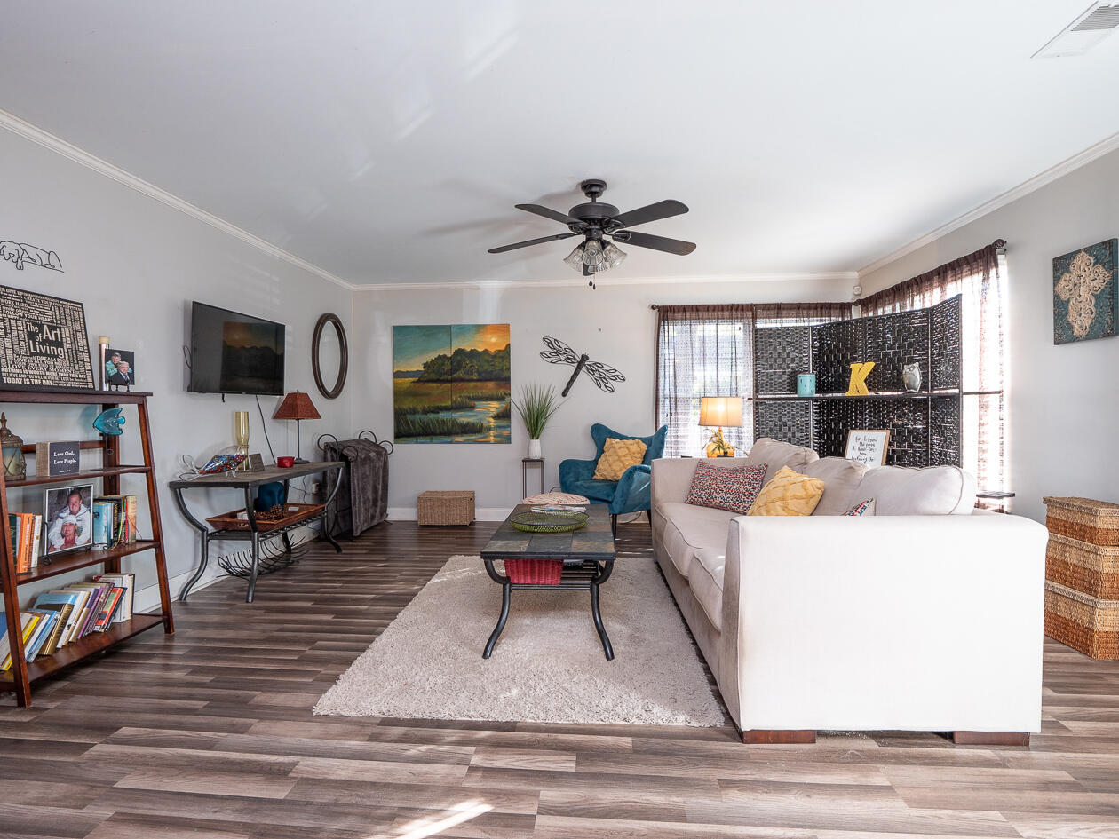 680 Eagle Street Mount Pleasant, SC 29464 - Photo 9 of 25 680 Eagle St-1011350