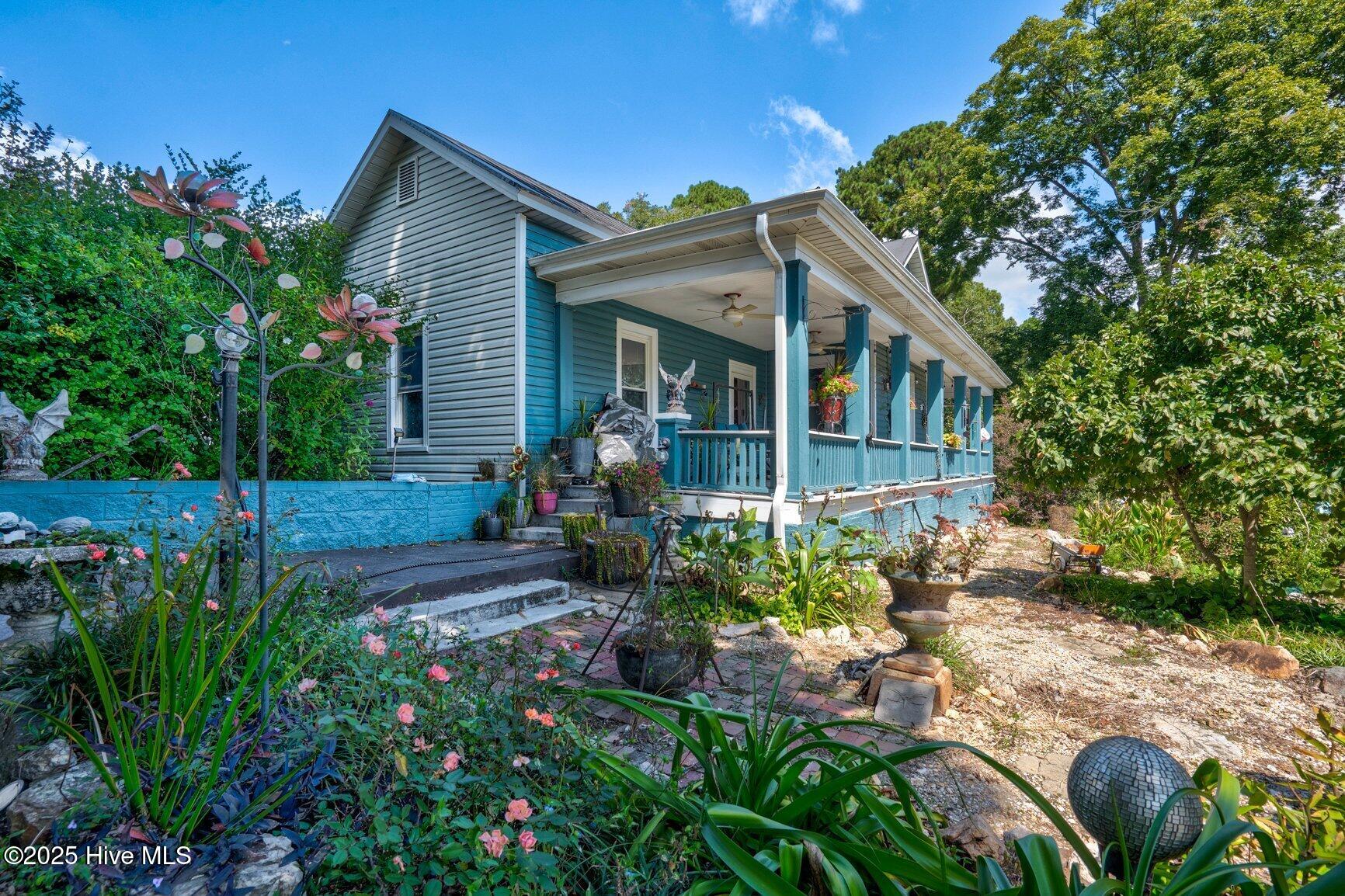 002-512WestNashStreet-SpringHope-NC-2788