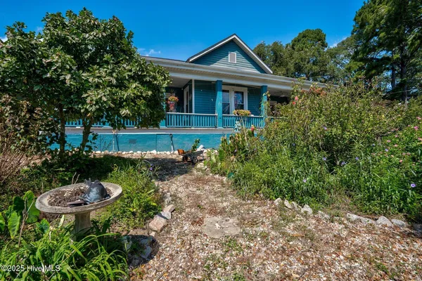 $275,000 | 512 West Nash Street, Spring Hope, NC 27882