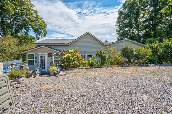 $275,000 | 512 West Nash Street, Spring Hope, NC 27882