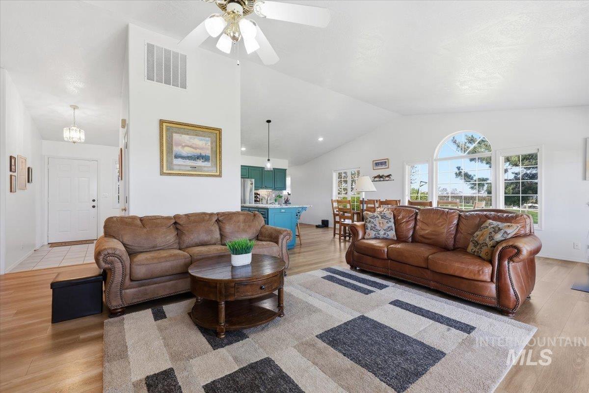 5605 Sunset Road Fruitland, ID 83619 - Photo 6 of 46