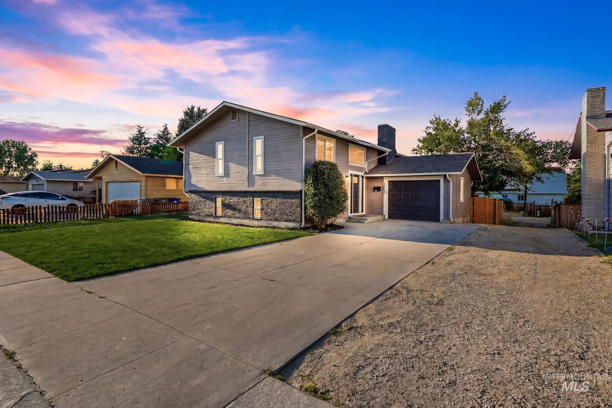 1990 Panama Street Boise, ID 83705 - Photo 2 of 50 Front house
