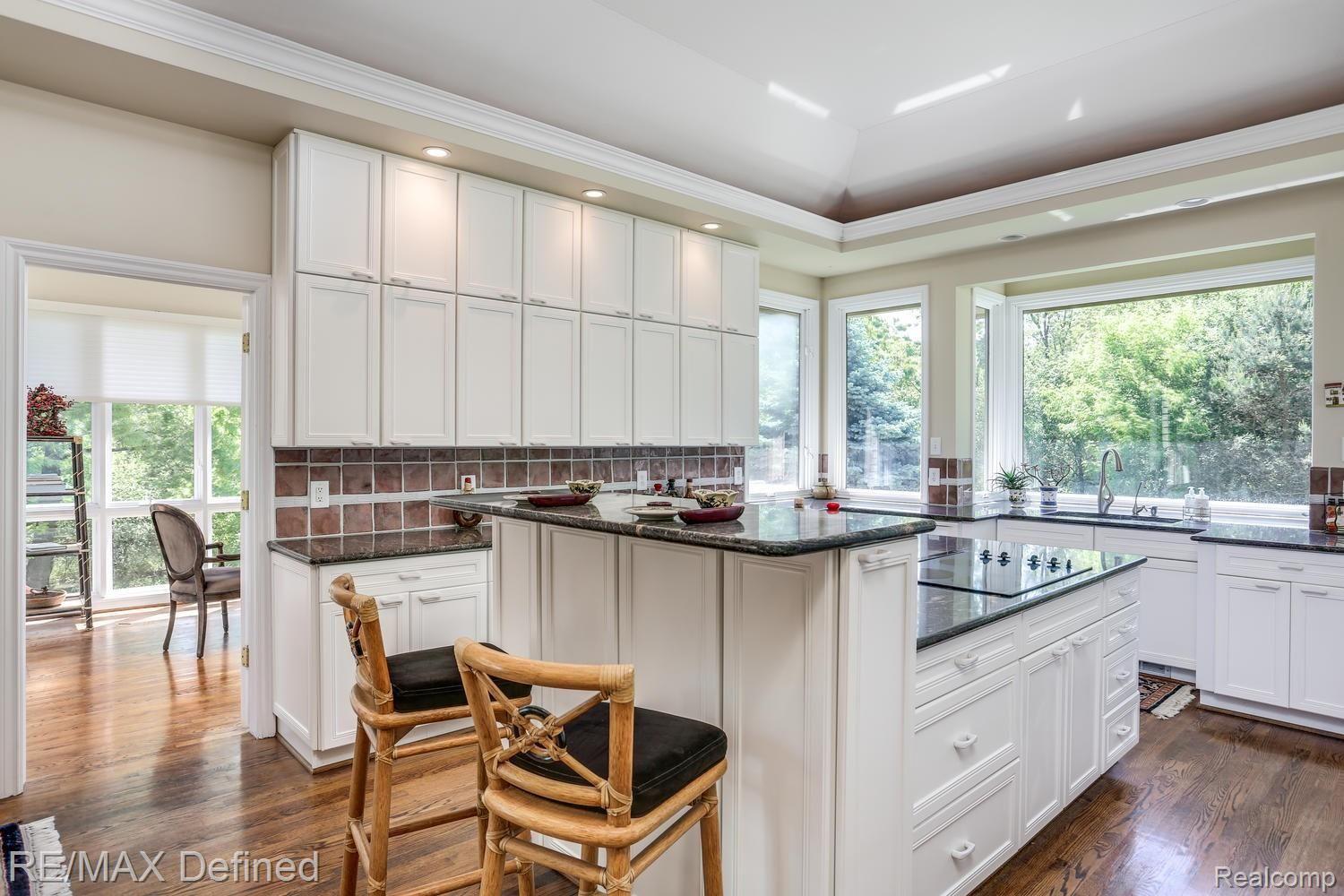 4205 Sheldon Road Rochester, MI 48306 - Photo 13 of 50 Spacious island with an area for bar seating.