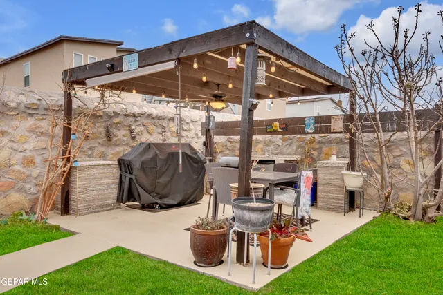 $299,950 | 14825 William Meshel Drive, El Paso, TX 79938