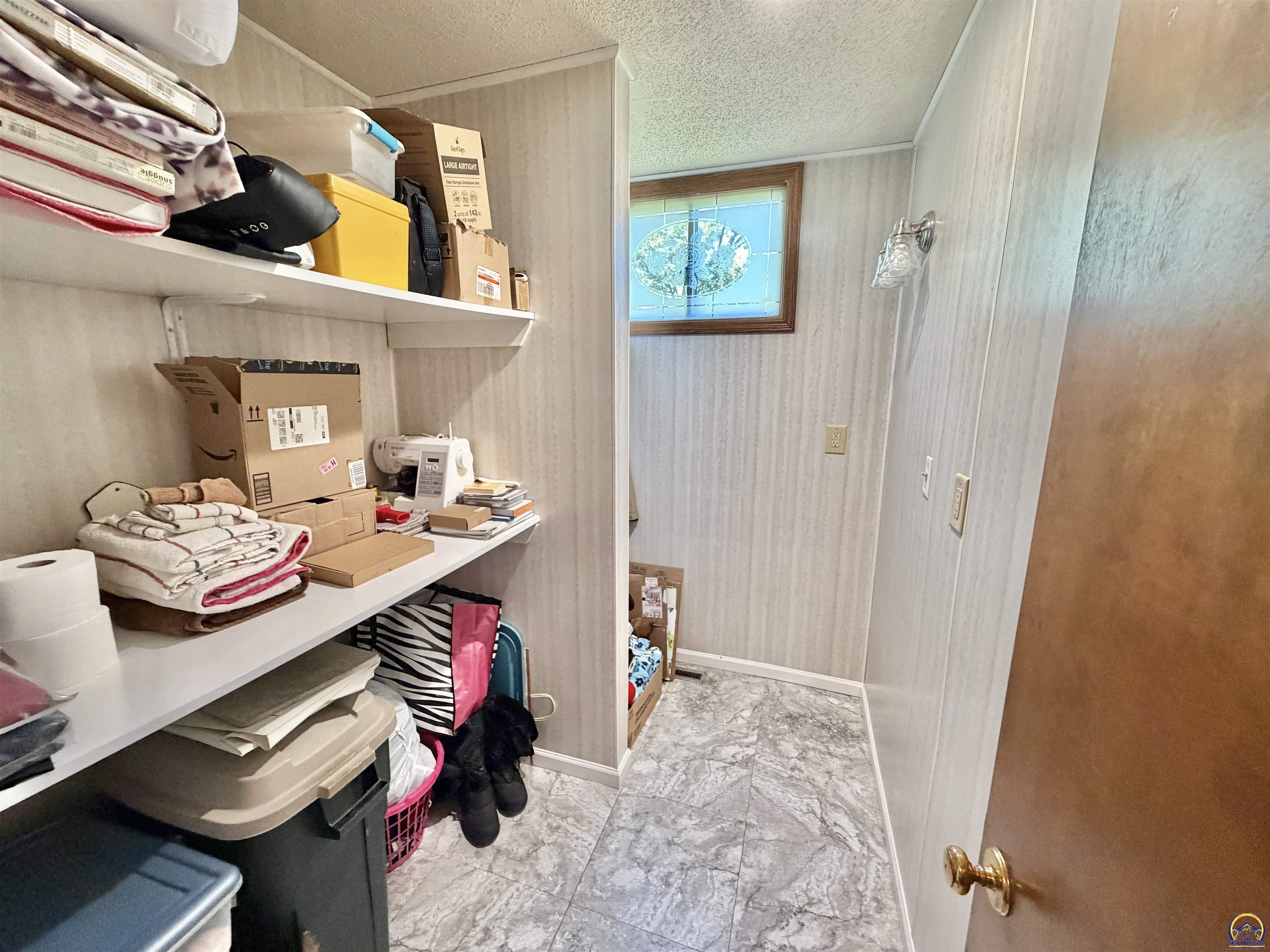 7482 Hilldale Road South Meriden, KS 66512 - Photo 29 of 46 Gallery Image 29