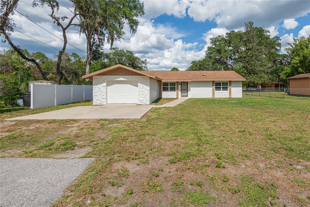 19823 Alabama Road Spring Hill, FL 34610 - Photo 2 of 27