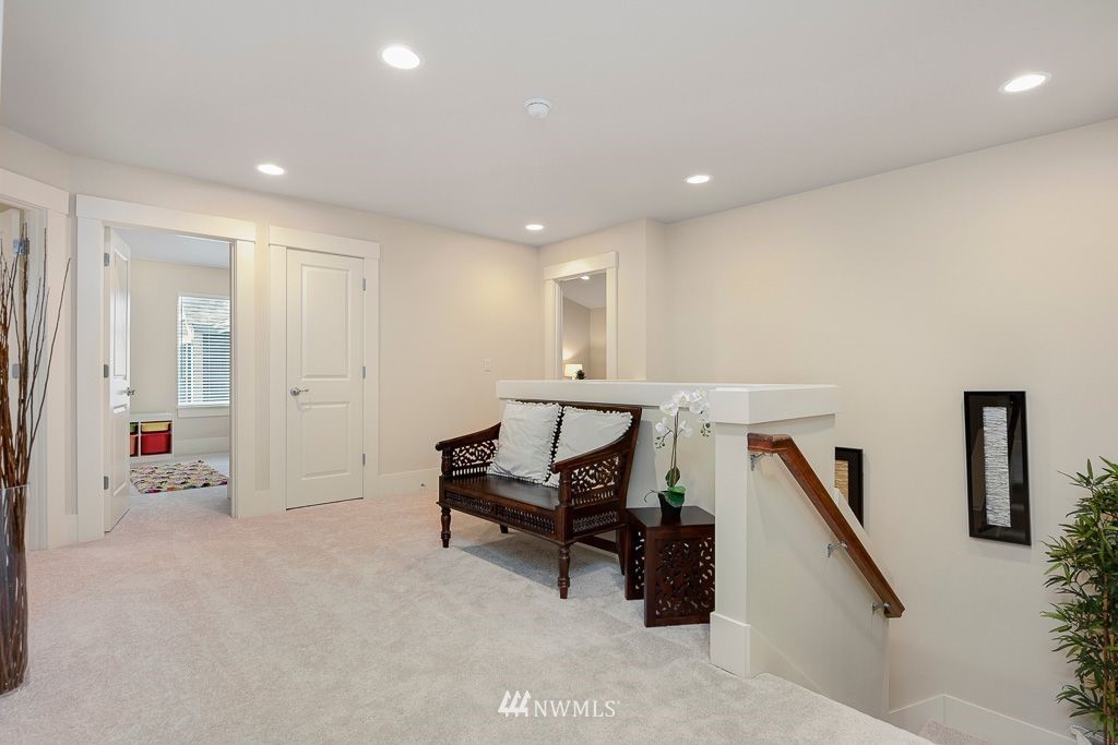 16307 Southeast 135th Place Renton, WA 98059 - Photo 17 of 35