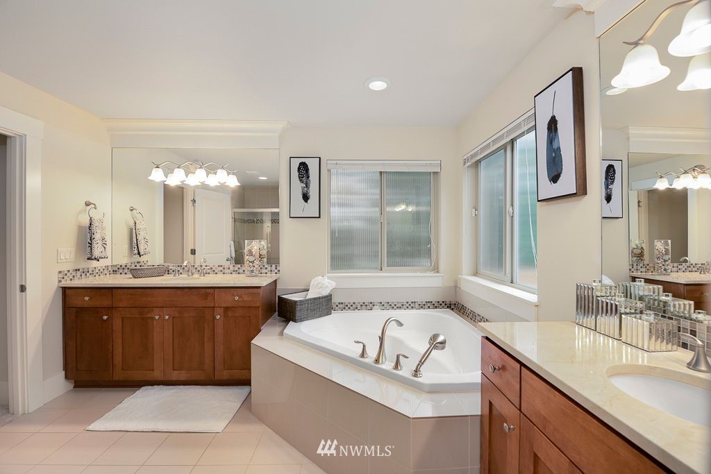 16307 Southeast 135th Place Renton, WA 98059 - Photo 23 of 35