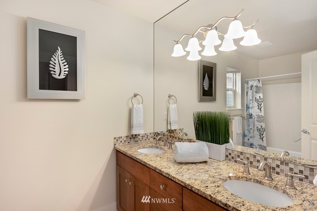 16307 Southeast 135th Place Renton, WA 98059 - Photo 30 of 35
