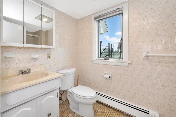 $898,000 | 120 Washington Street, Gloucester, MA 01930