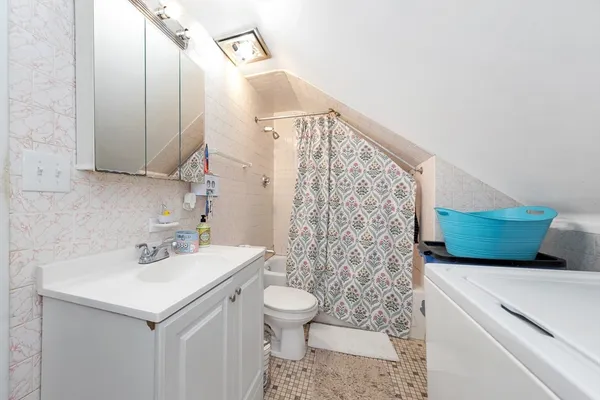 $898,000 | 120 Washington Street, Gloucester, MA 01930